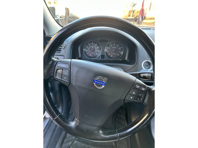 2011 volvo c30 base