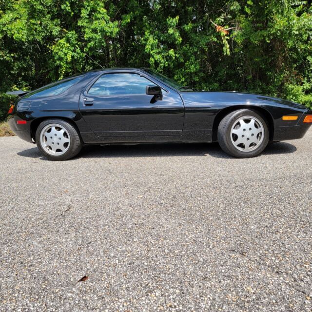 amazing 1990 porsche 928gt