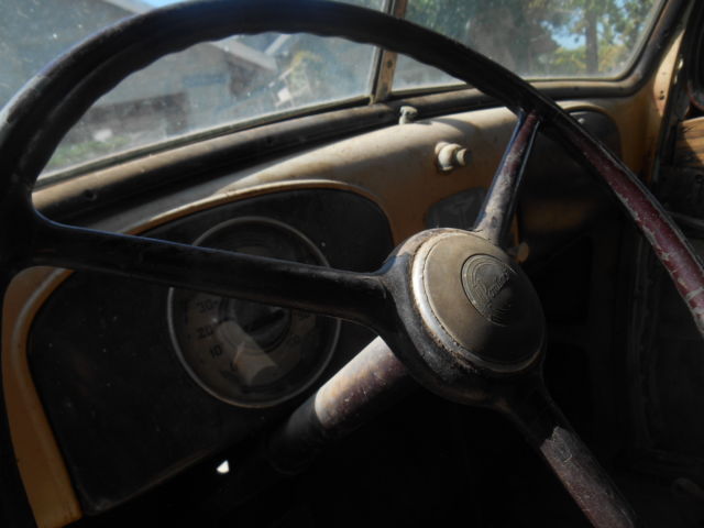1935 pontiac four door suicide
