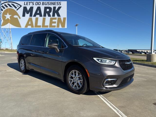 2022 chrysler pacifica touring l