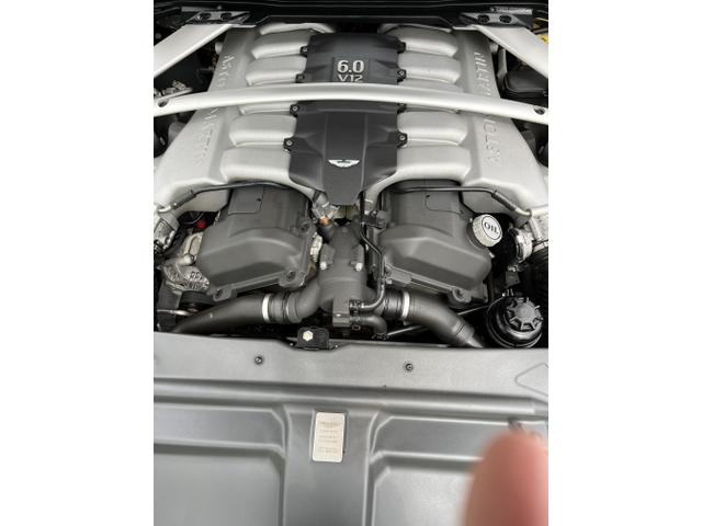 2009 aston martin db9 volante