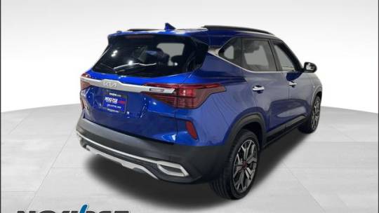 2022 kia seltos sx
