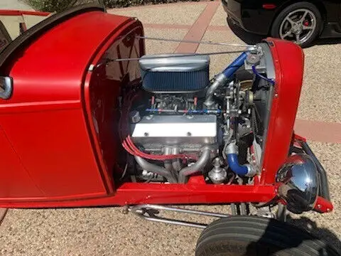 1932 ford hi boy roadster 383 stroker 3 speed automatic 4,904 miles