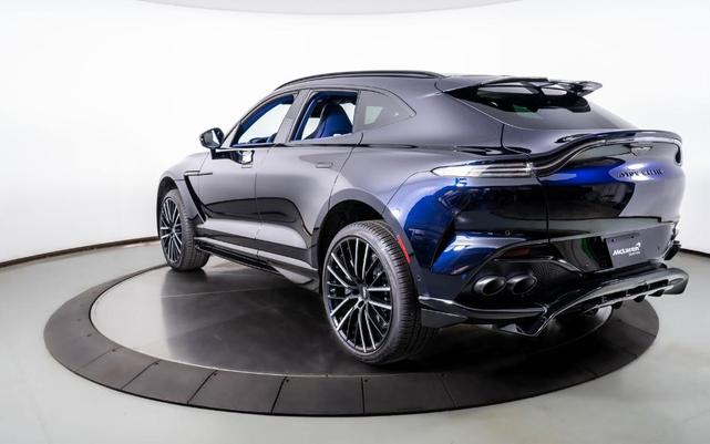 2023 aston martin dbx 707