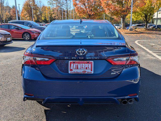 2024 toyota camry se
