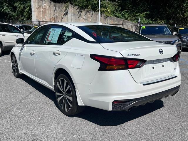 2022 nissan altima 2.5 sr