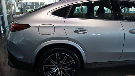 2025 Mercedes-Benz GLC