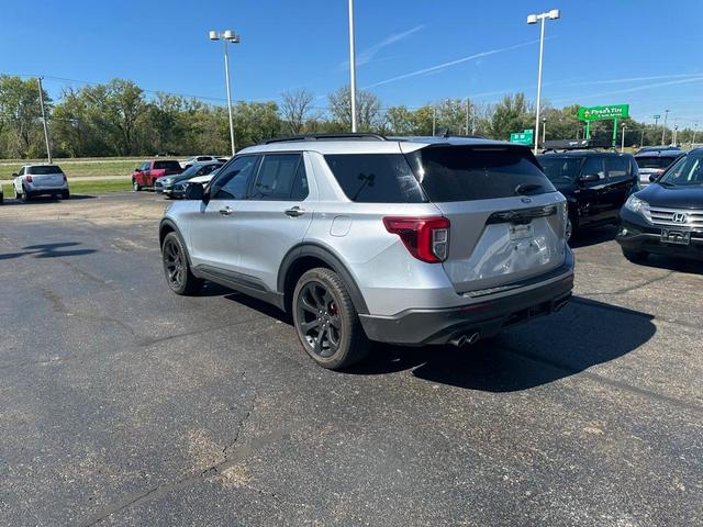 2021 ford explorer st