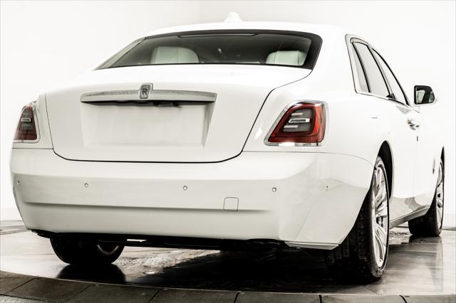 2021 rolls-royce ghost sedan