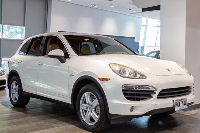 2011 porsche cayenne hybrid s