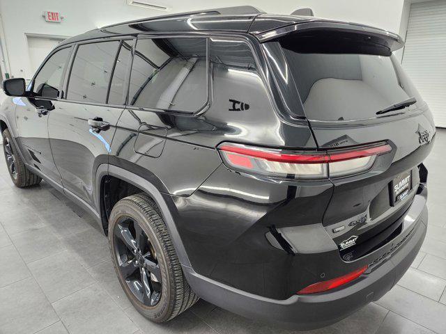 2023 jeep grand cherokee l altitude