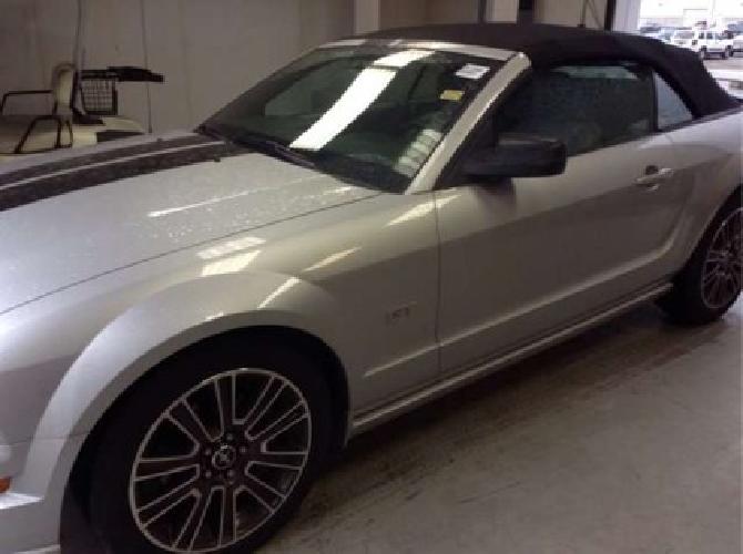 2005 ford mustang gt deluxe in columbus, oh