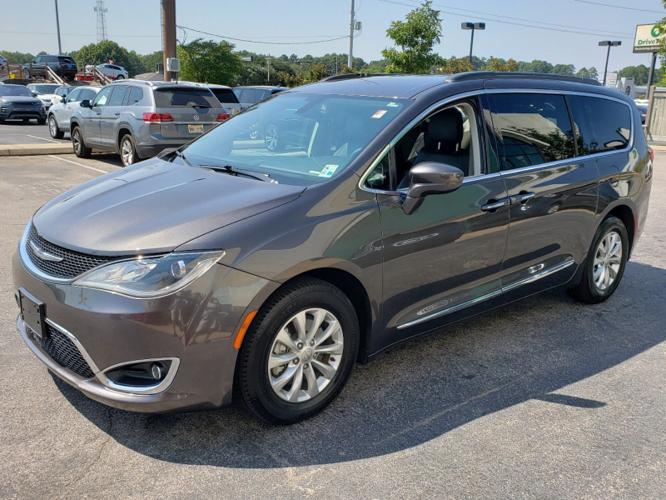 used 2017 chrysler pacifica touring-l jackson, ms 39211 for sale in jackson, mississippi