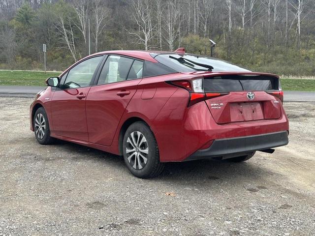 2021 toyota prius four