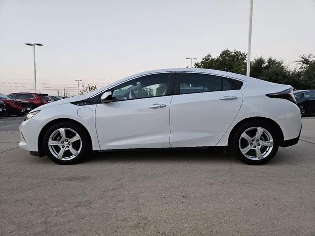2017 chevrolet volt lt