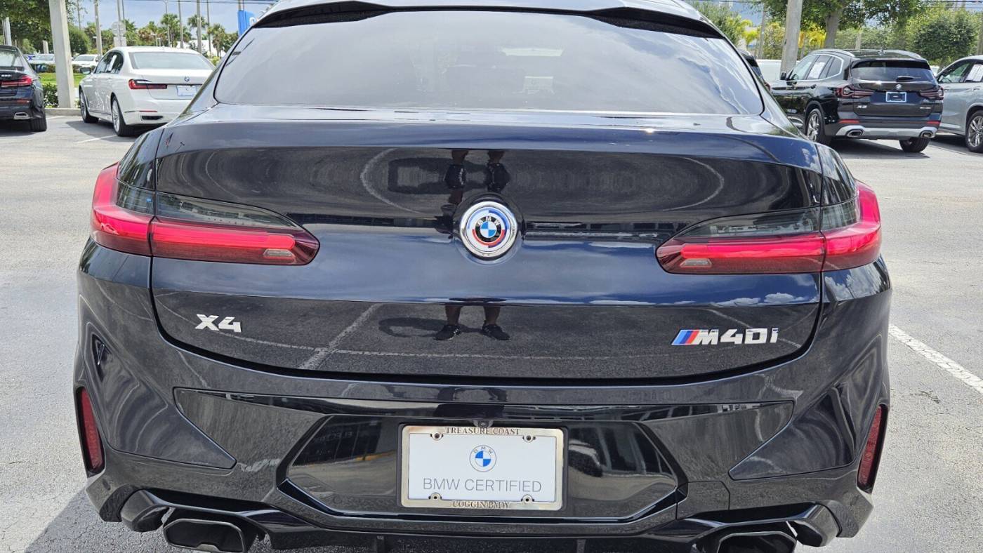 2023 bmw x4 m40i