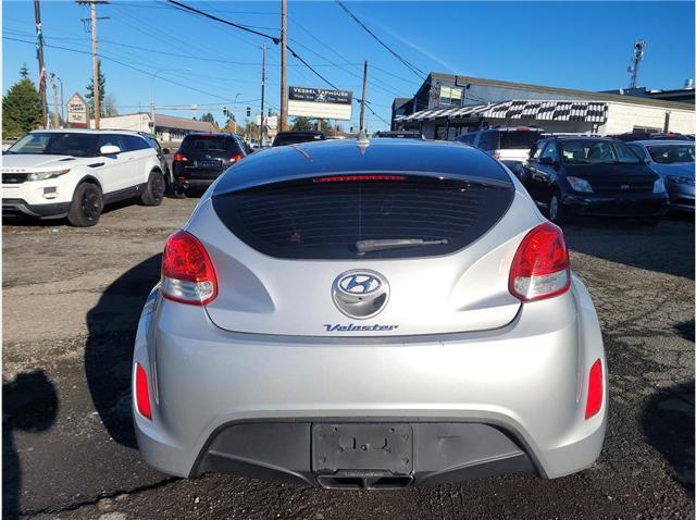 2016 hyundai veloster base