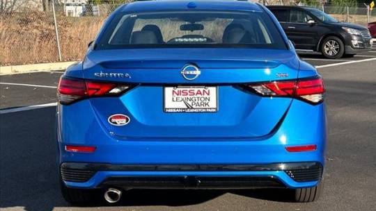 2025 Nissan se