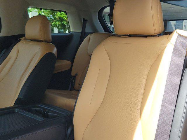 2022 kia carnival ex
