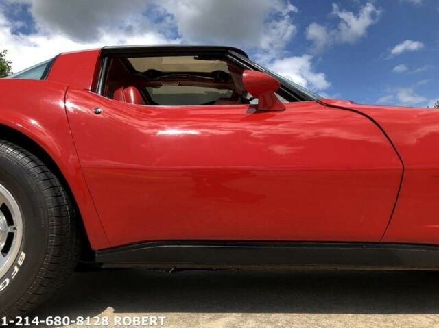 1980 chevrolet corvette 35,300 miles red coupe v8 5.7l automatic