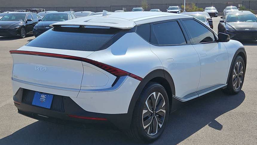 used 2023 kia ev6 light $27,000great deal 8,915 mi. location: las vegas