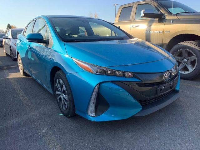 2022 toyota prius prime xle