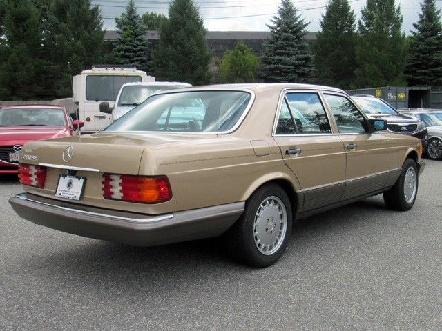 1985 mercedes-benz 380se sedan