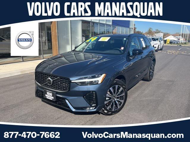 2024 volvo xc60 b5 plus dark theme