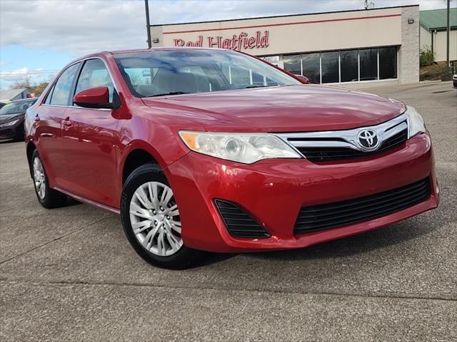 2014 toyota camry le