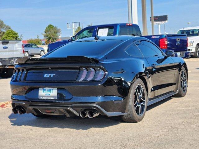 2022 ford mustang gt