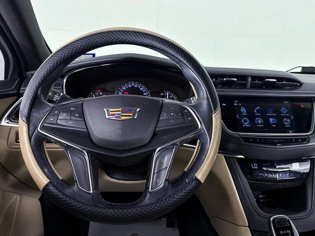 2019 cadillac xt5 base