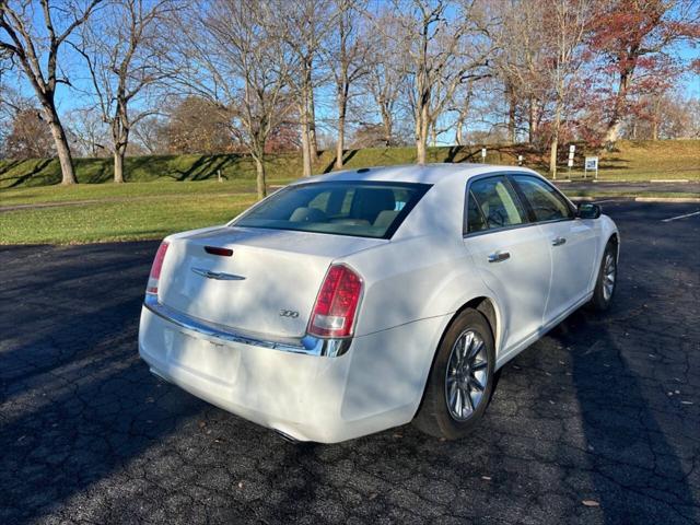 2012 chrysler 300 limited