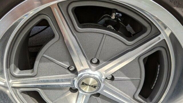 1986 chevrolet suburban silverado nv truck air ride 20" wheels 350 v8 patina