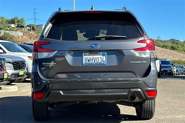 2021 subaru forester premium
