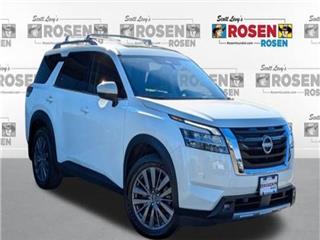 2022 Nissan Pathfinder sl