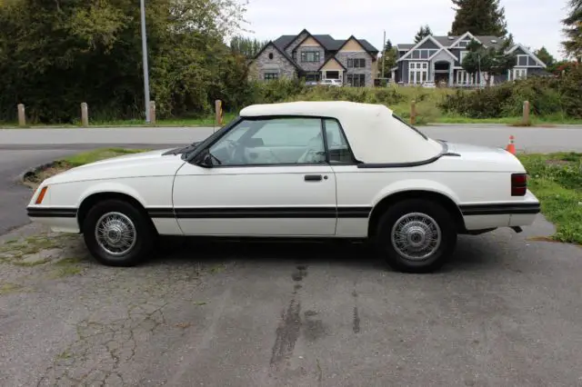 1983 ford mustang glx survivor car 18000 original miles obo call 778-883-9978