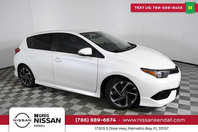 2018 toyota corolla im base