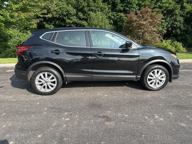 2021 nissan rogue sport s