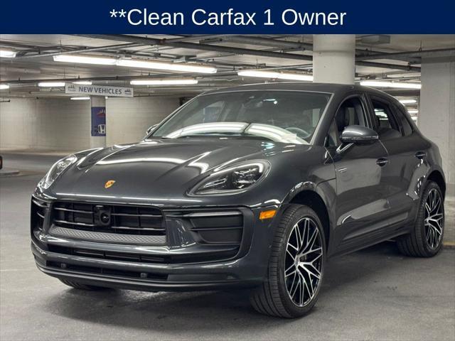 2022 porsche macan base