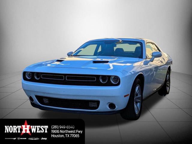 2023 dodge challenger sxt