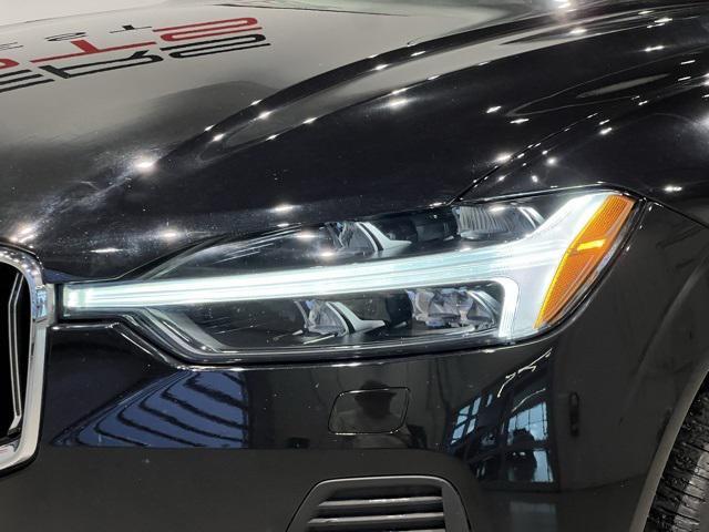2023 volvo xc60 b5 ultimate bright theme