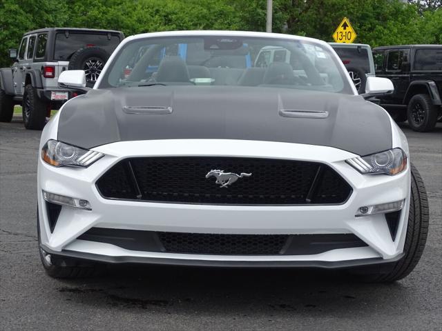 2022 ford mustang gt premium