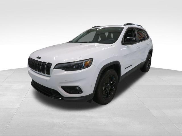 2023 jeep cherokee altitude