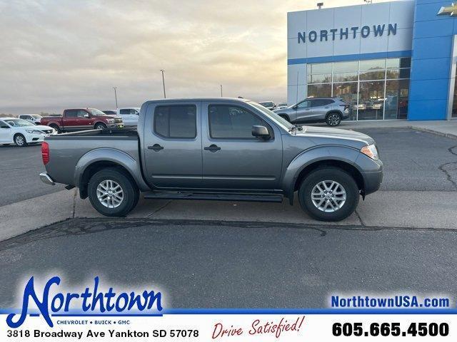 2017 nissan frontier sv