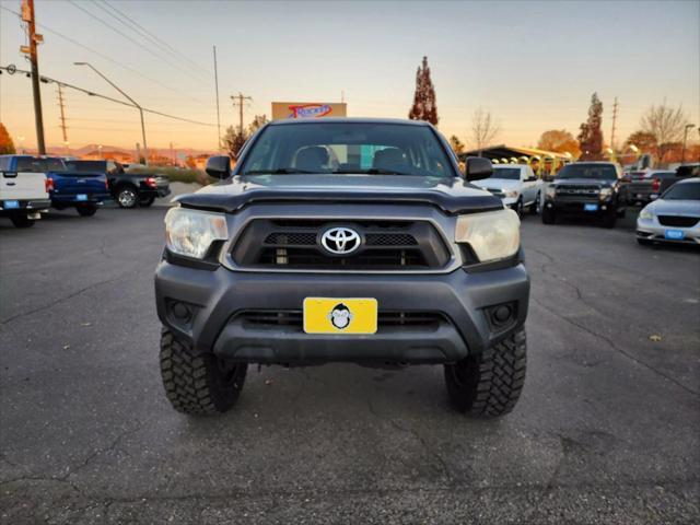 2013 toyota tacoma base