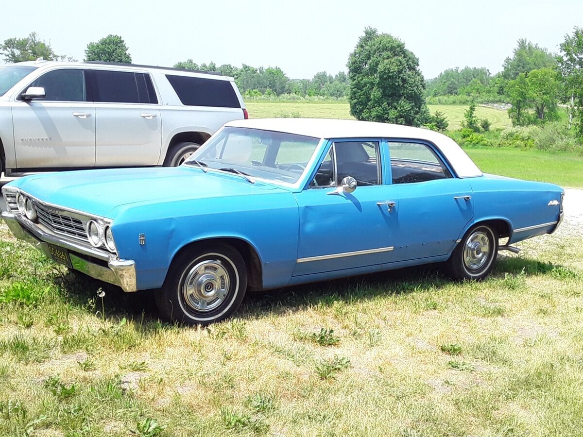 1967 chevrolet chevelle malibu 300 4 door