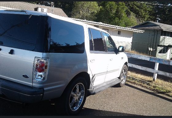 2001 ford expedition eddie bauer in oregon by owner