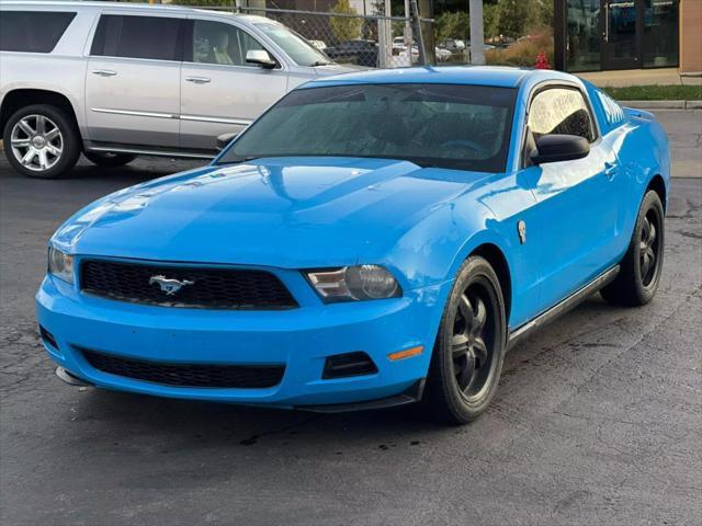 2010 ford mustang premium