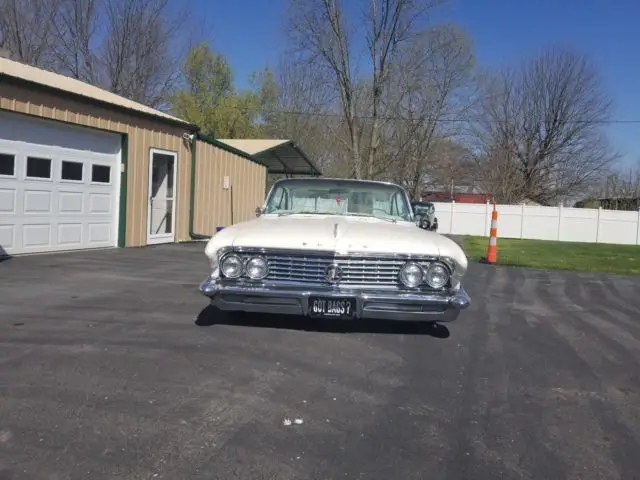 1961 buick invicta custom 2 door bubble top