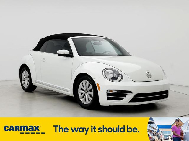2018 volkswagen beetle se